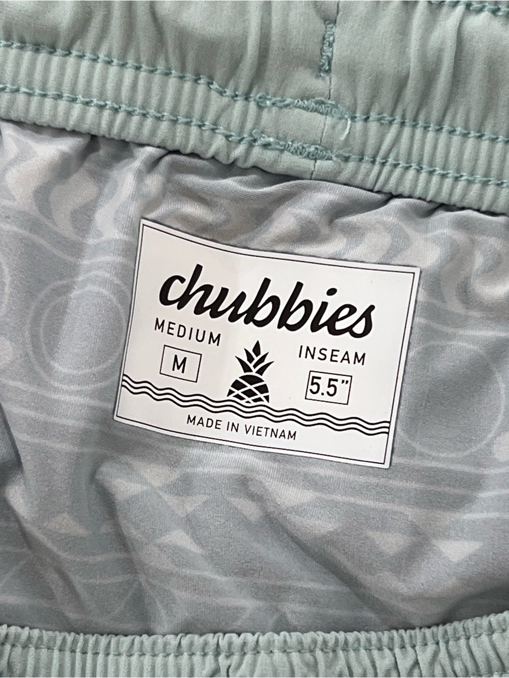 Chubbies 5.5 inseam Shorts - Picture 4 of 4